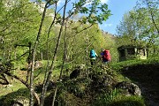 18 Passaggio ad un capanno nel bosco